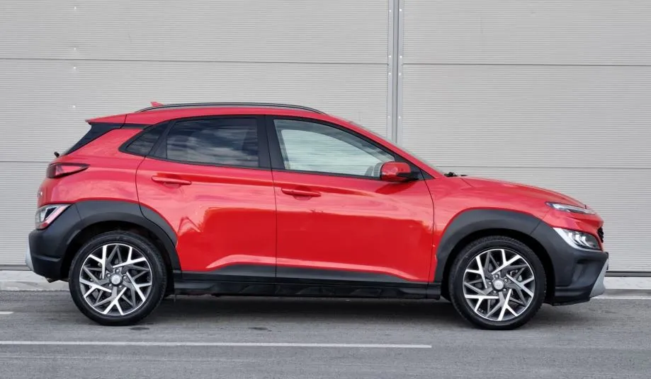 hyundai kona 1,6 gdi hybrid | aut | 18'' alu | reg do 18.03.2026 | - slika 11