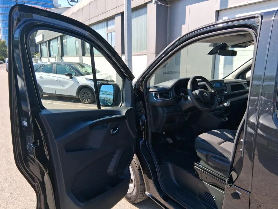 renault trafic grand zen dci 110 / vozila u dolasku, 2024 god. - slika 12
