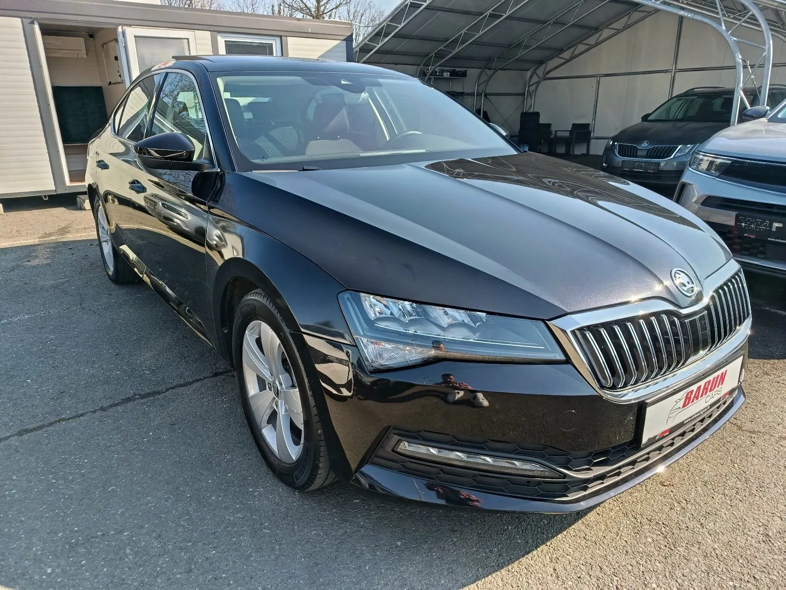 škoda superb 2,0 tdi ,do 2 godine jamstva,u sustavu pdv-a. - slika 2