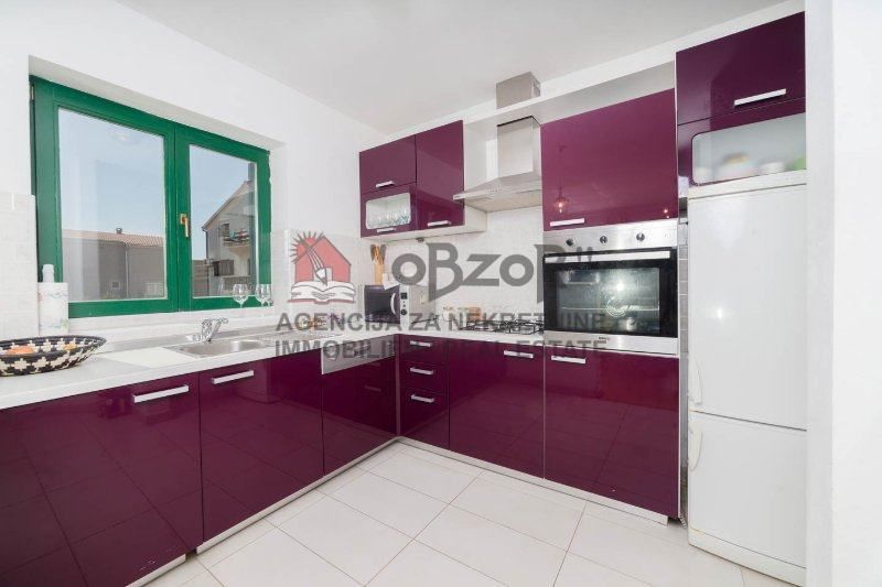 zadar-višnjik, samostojeća katnica sa 5 apartmana - slika 8