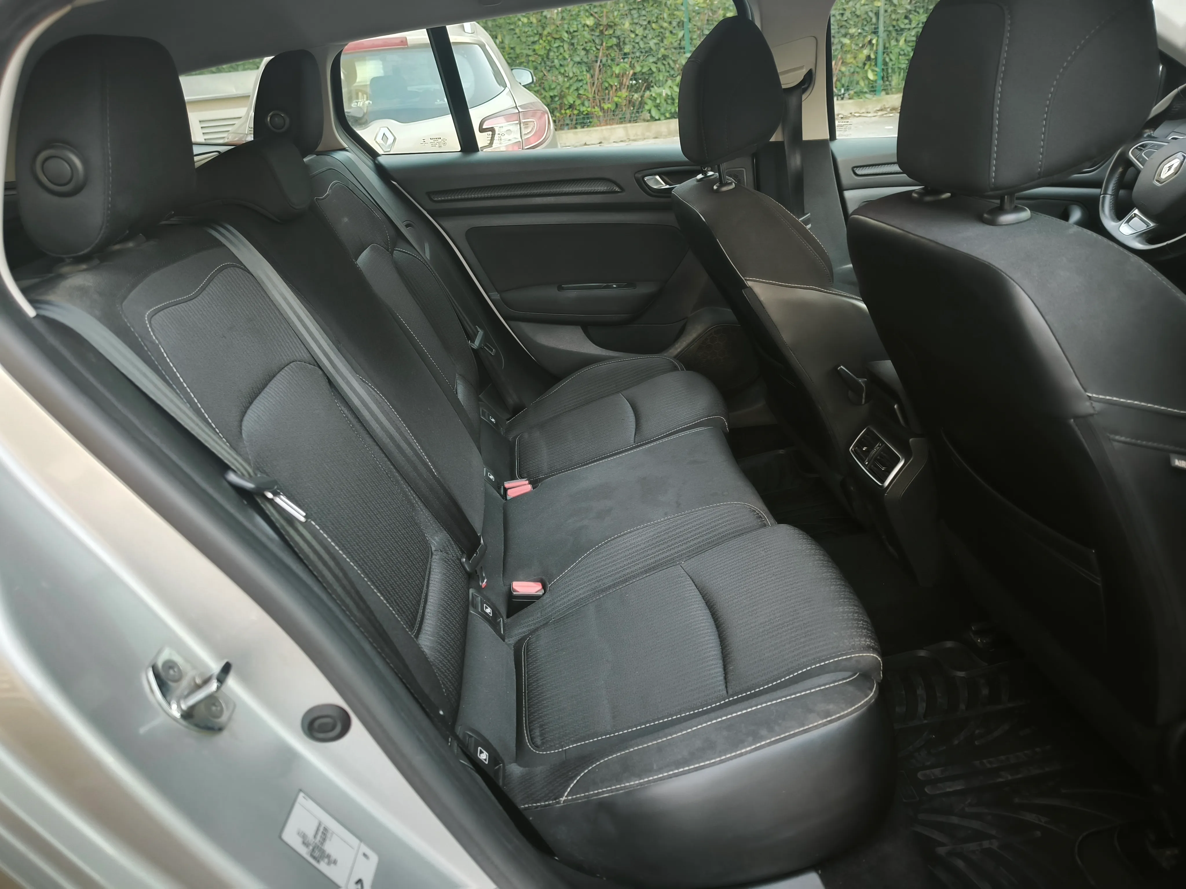 renault megane grandtour 1,5 dci, bussines, reg.1god - slika 21