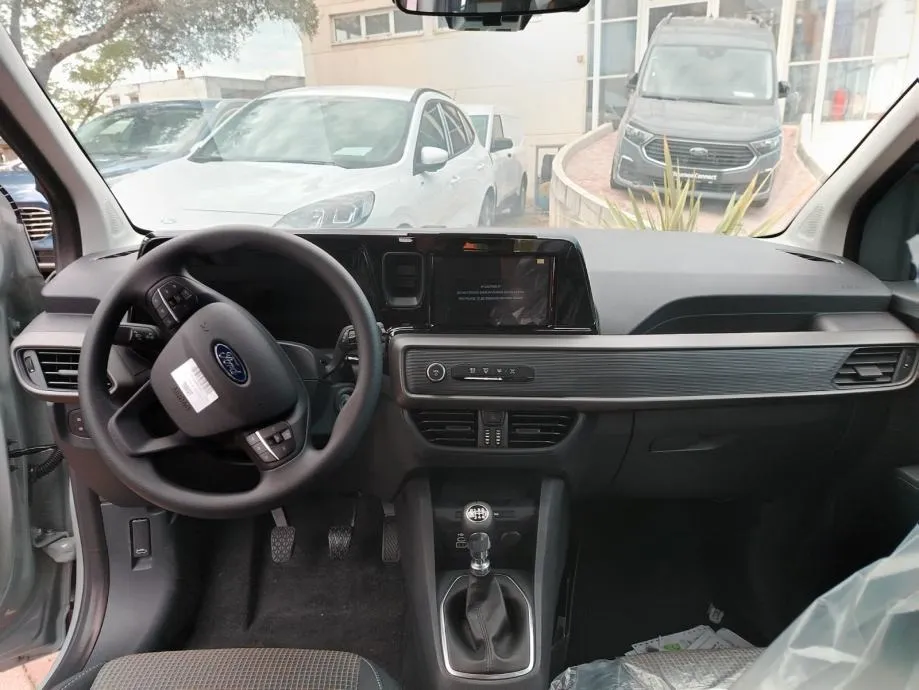 ford courier tourneo 1,0 ecoboost - slika 12