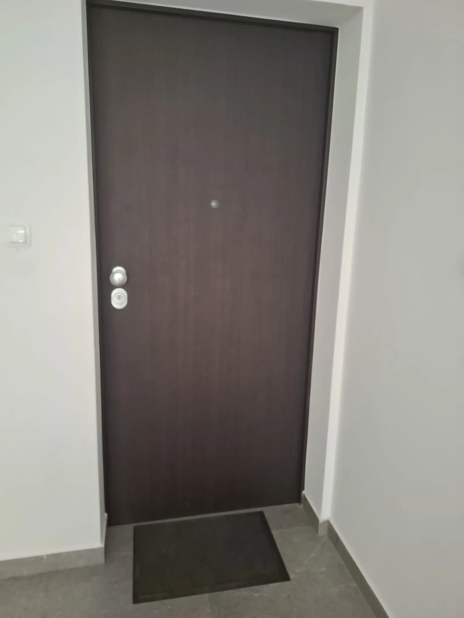 trosoban stan u novogradnji - slika 4