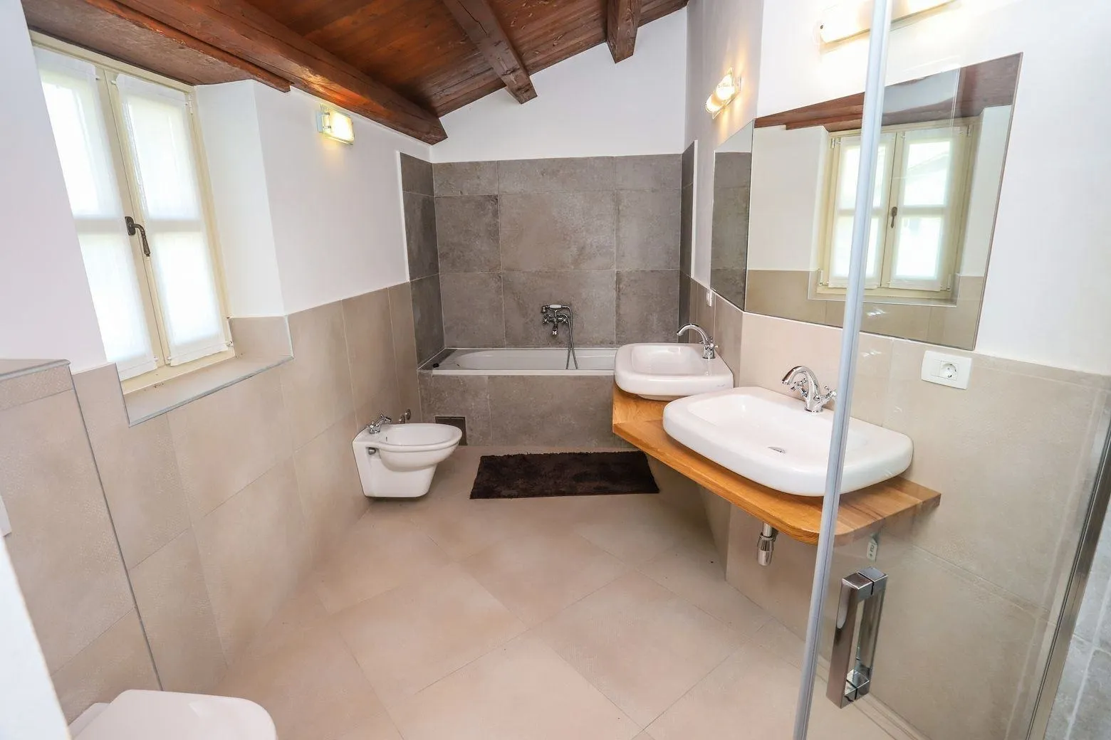 sveti lovreč-predivna kamena vila (prodaja) - slika 25