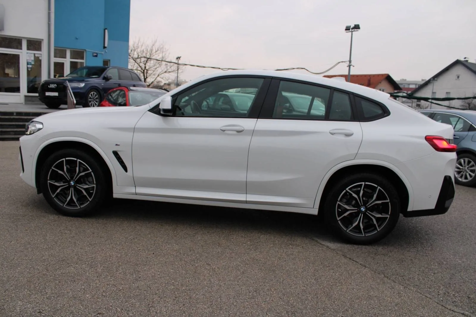 bmw x4 20i xdrive automatik m-paket *led, navigacija, kamera* - slika 6