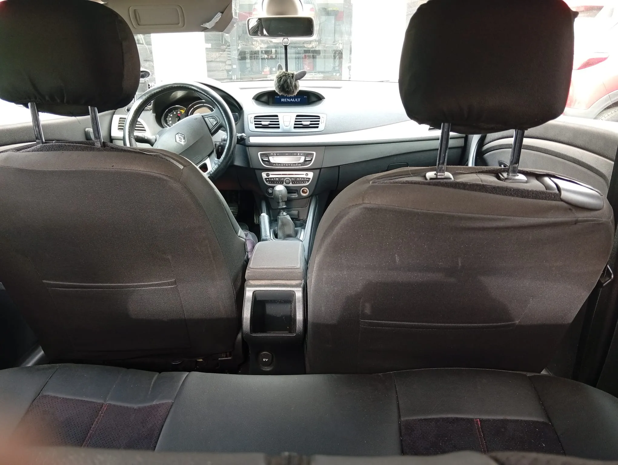 prodaje se ili mijenja renault megan 1.4 turbo benzinac.reg. 04.04.27. - slika 18