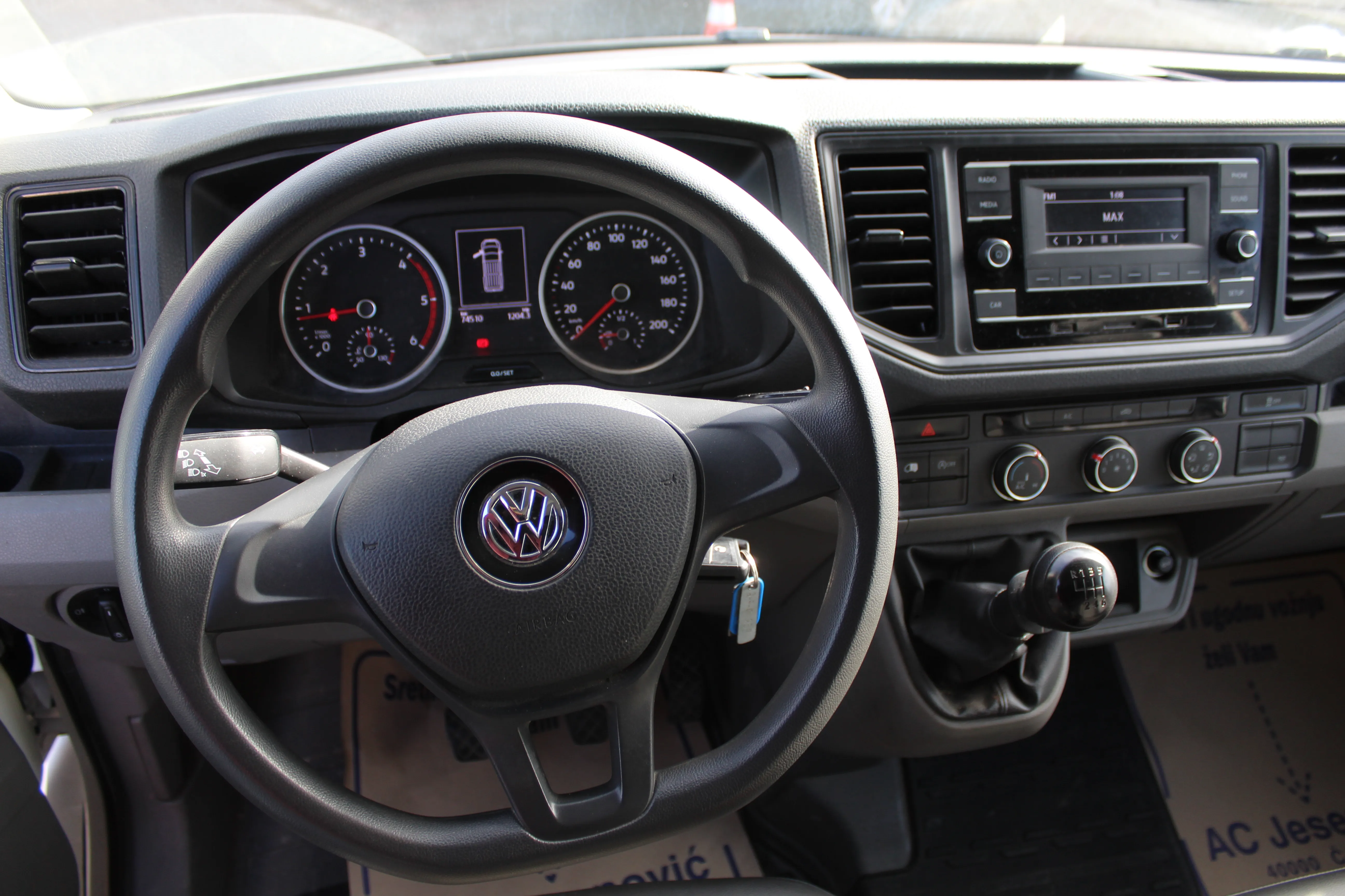 13079 vw crafter 35 - slika 11