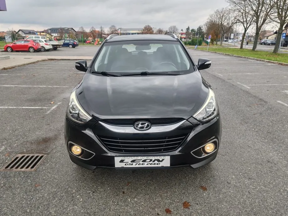 hyundai ix35 1,7 crdi , 110 000 km, 2015g. kartice 24/36 rata - slika 2