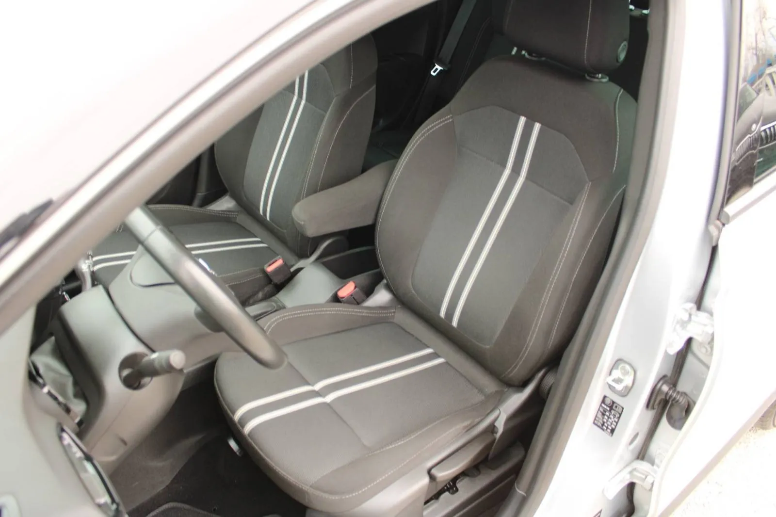 opel crossland 1.2 turbo automatik *led, navigacija* - slika 15