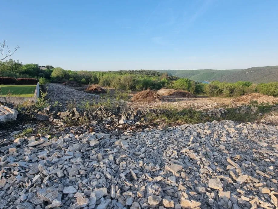 istra, trget, građevinsko zemljište 2450 m2, pogled na more!! - slika 2