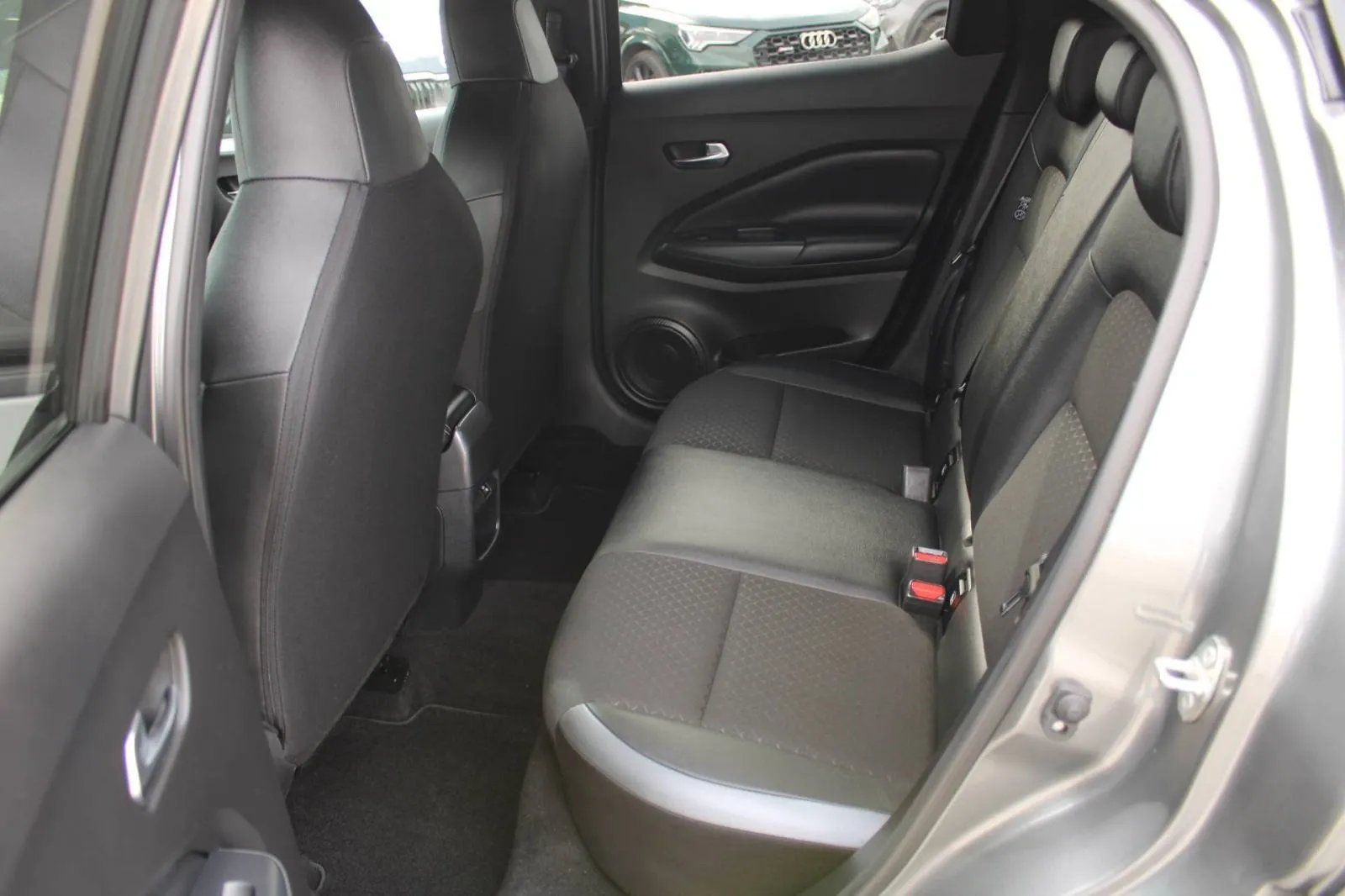 nissan juke 1.0 dig-t automatik *led, navigacija, kamera* - slika 12
