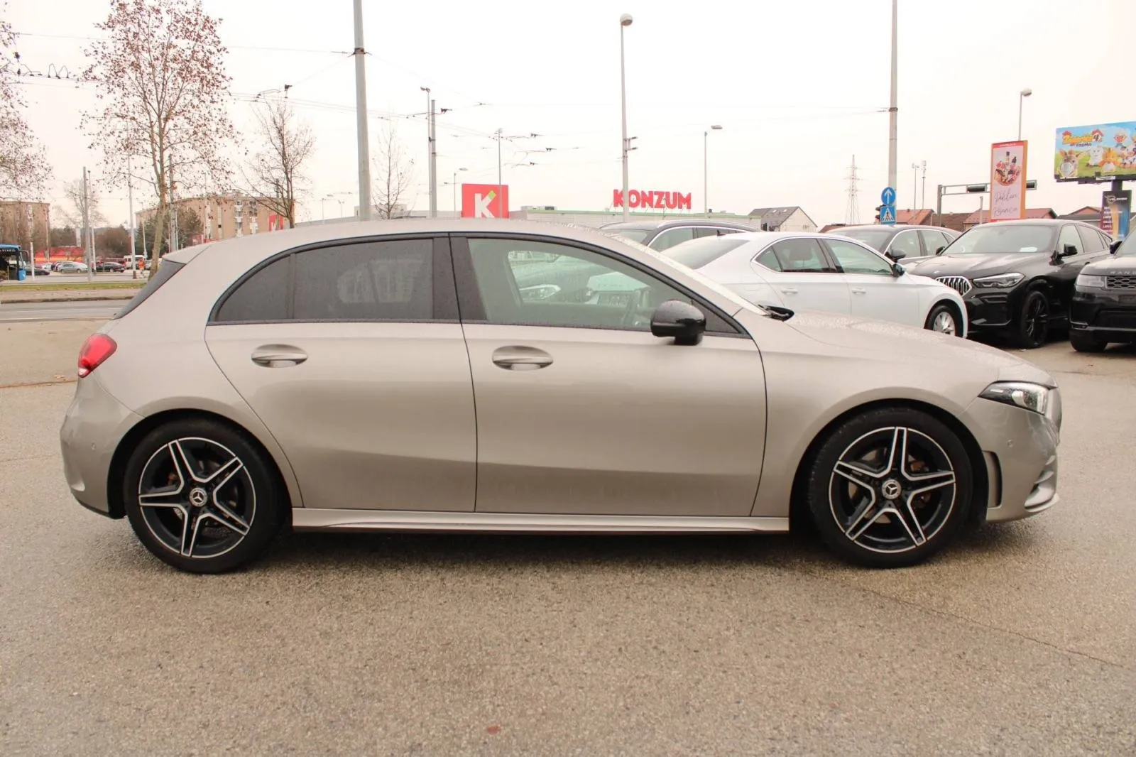 mercedes-benz klasa a 180d amg automatik *panorama,led,navigacija* - slika 4