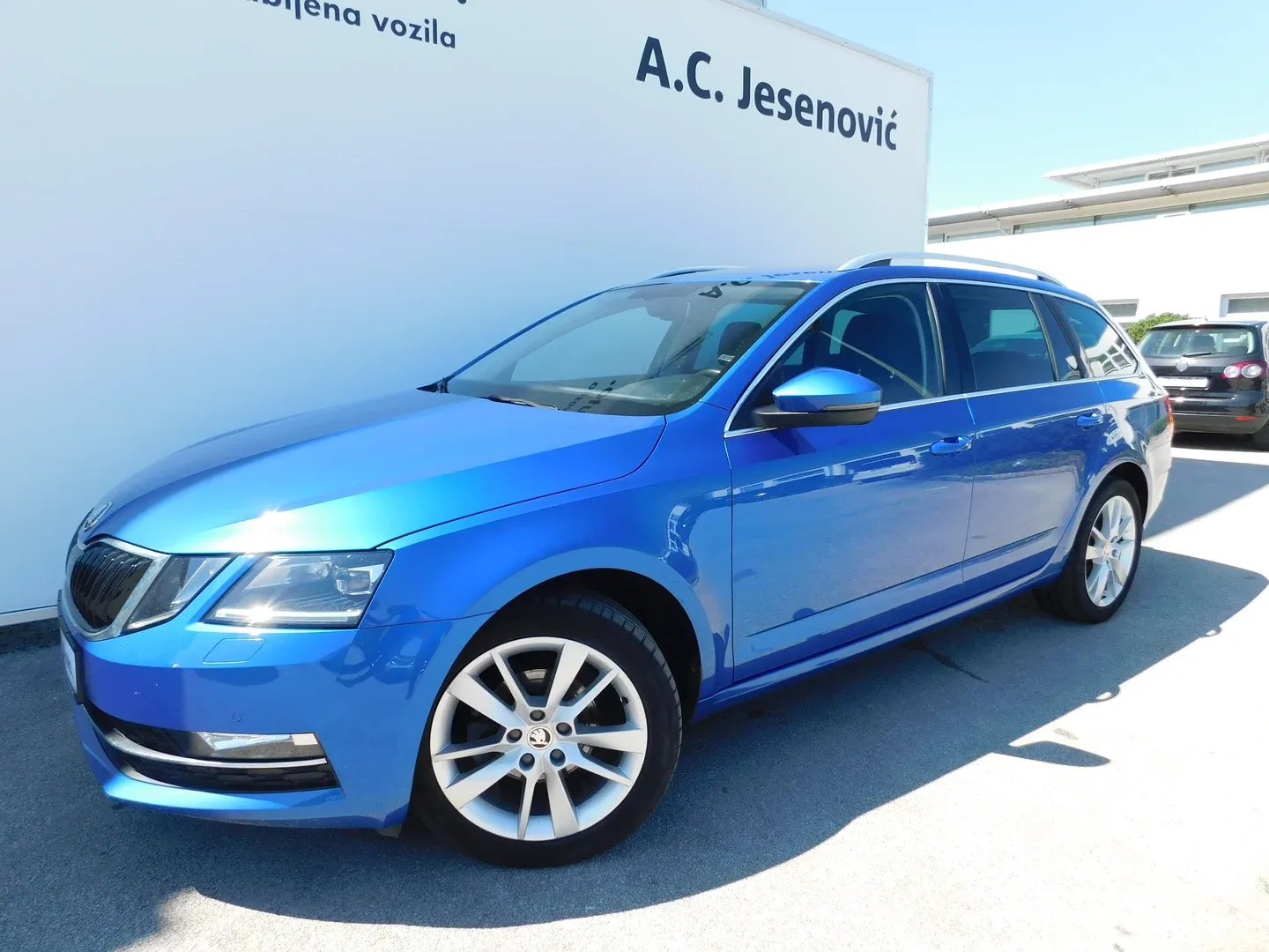 12360 škoda octavia combi style 1.6 tdi - slika 7