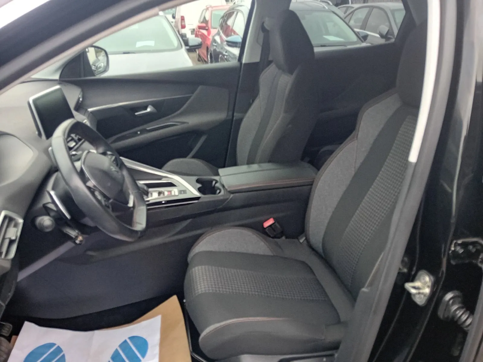 peugeot 3008 1,6 bluehdi automatik,do 2 godine jamstva,u sustavu pdv-a - slika 13