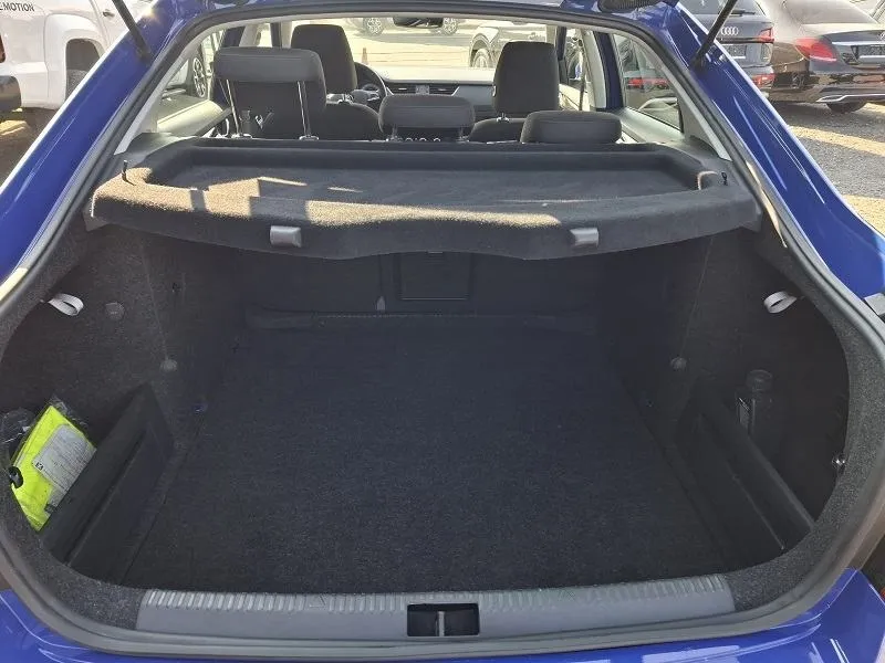 škoda octavia 1,0 tsi*115ks*klima*tempomat*park.pilot* - slika 9