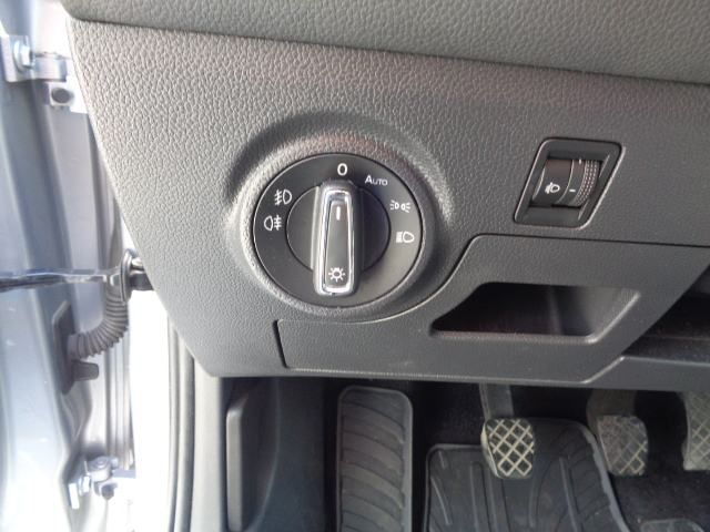 seat arona 1,0 tsi,115ks,hr auto,servisna,samo 61.000km,led,tooop - slika 12