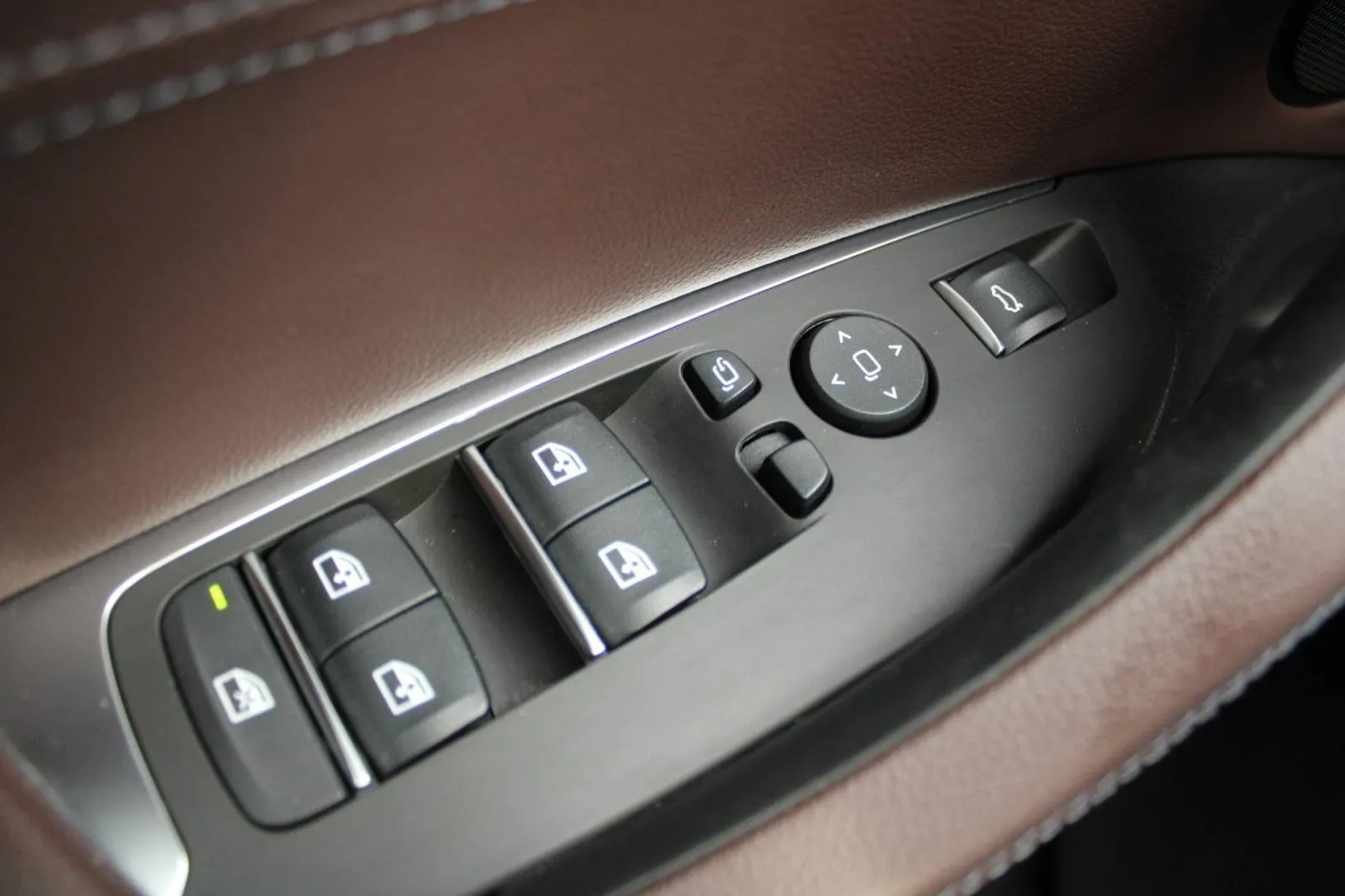 bmw x3 xdrive 20d automatik luxury line *led, navigacija, kamera* - slika 17