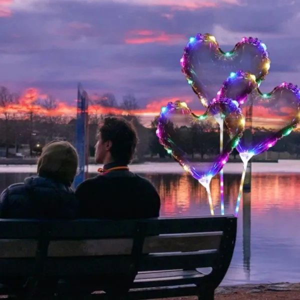 magični led balon u obliku srca - slika 6