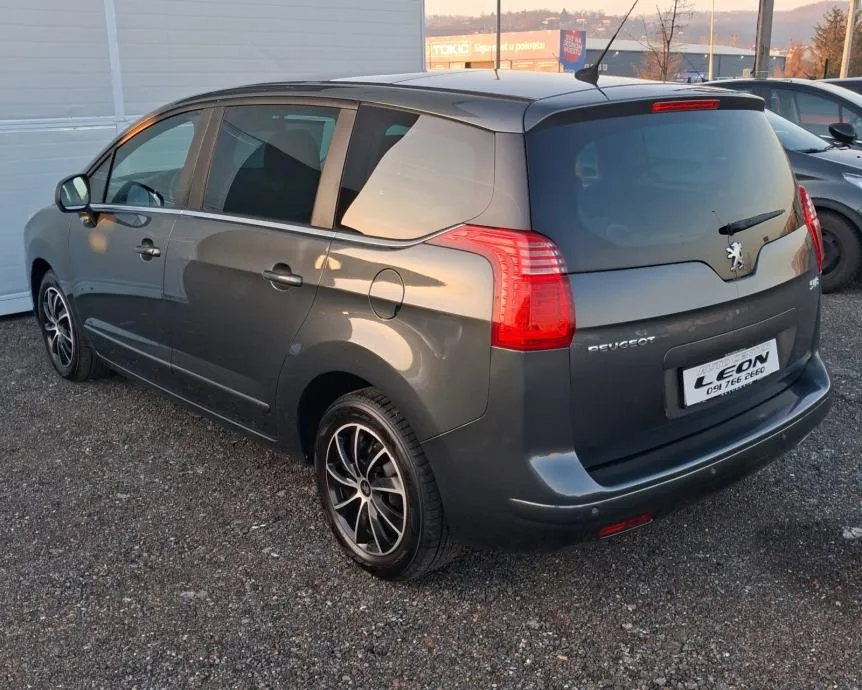 peugeot 5008 1,6 hdi 2013 god, 209000, kartice 24/36 rata - slika 4