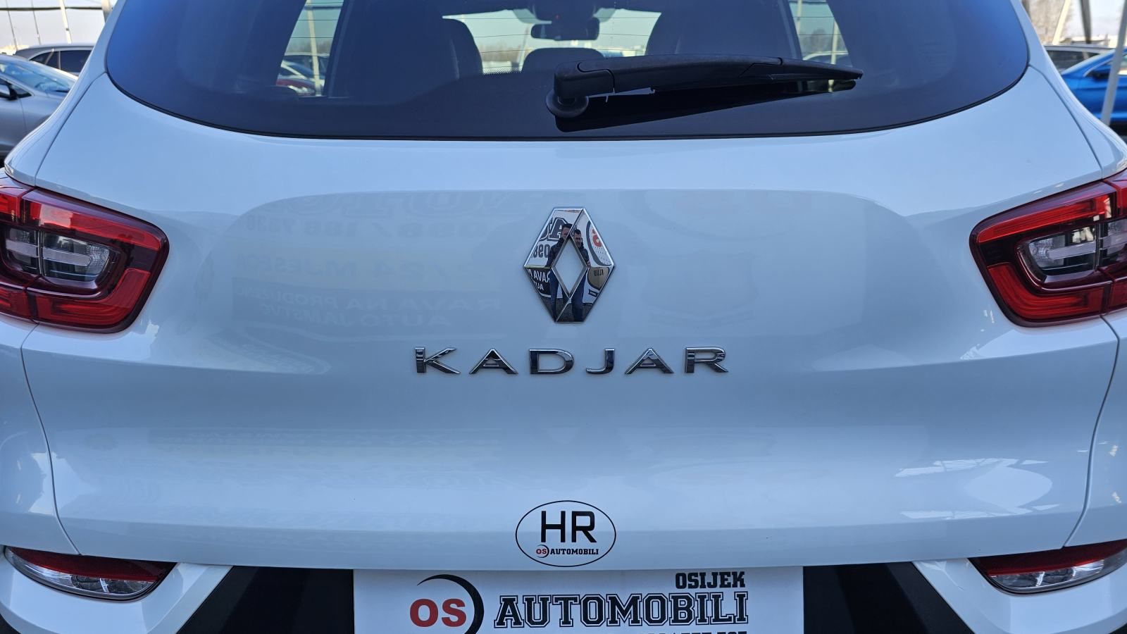 renault kadjar 1.5 dci,navigacija,led,tempomat,alu 17,pdc,abs,odličan - slika 2