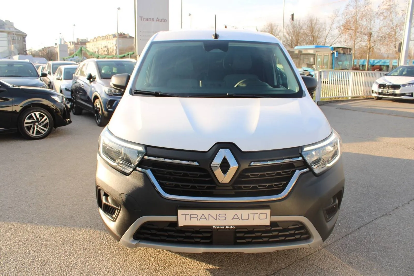 renault kangoo 1.5 dci *navigacija*, 2022 god. - slika 2