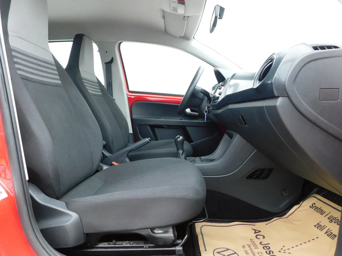 06434 volkswagen up! move up! 1.0 - slika 10
