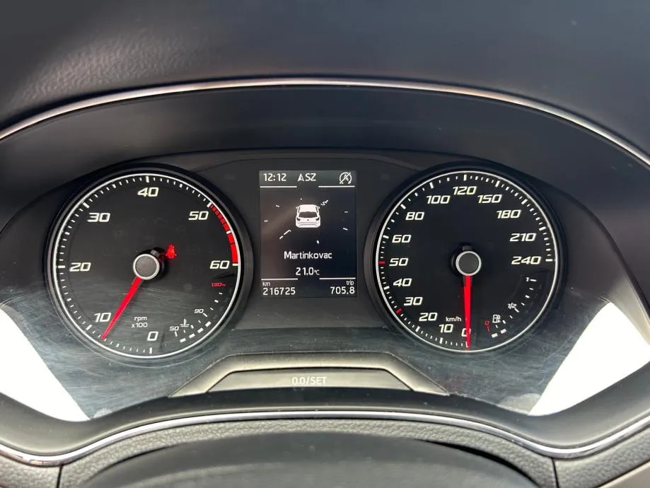 seat ibiza 1,6 tdi - navi - tempomat - servis - reg 1 god - akcija !!! - slika 16