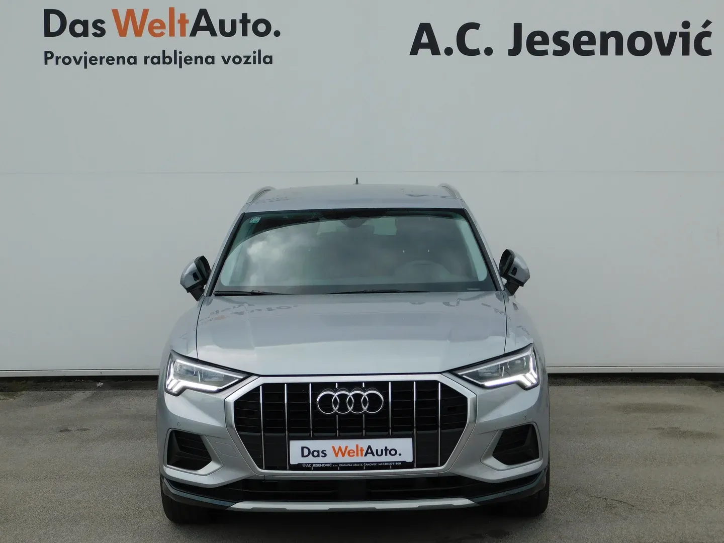 12568 audi q3 35tdi s tr advanced+ - slika 2