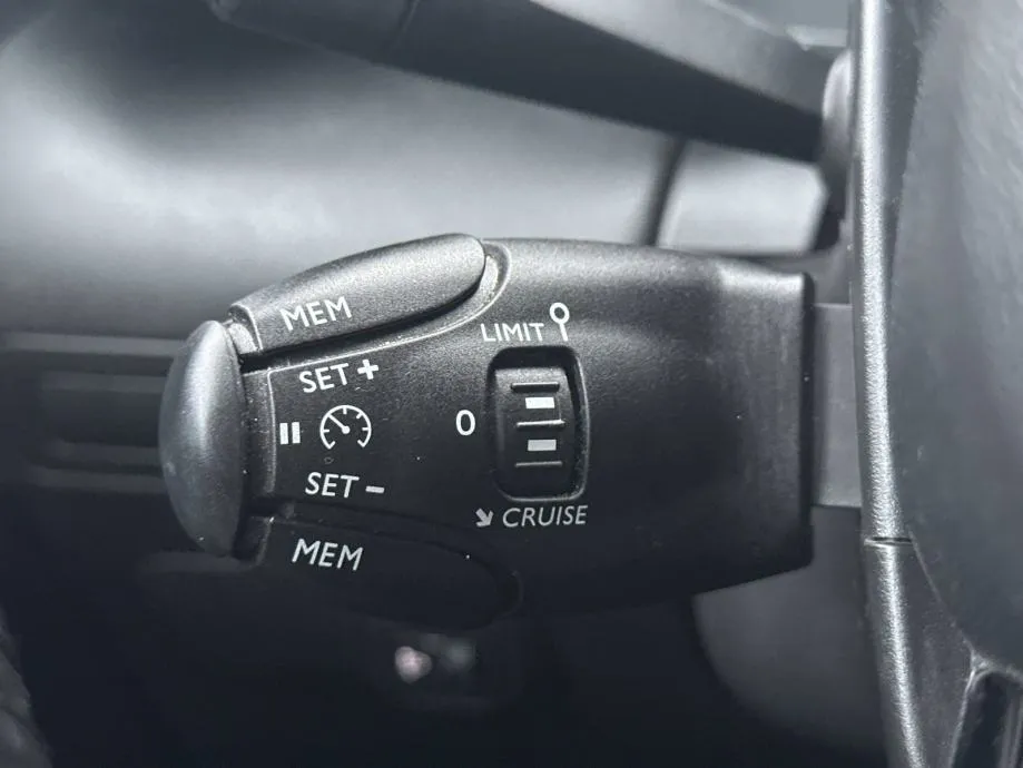 citroën c3 aircross shine 110 ks * servis na 59081 km * jamstvo 24 mj. - slika 22