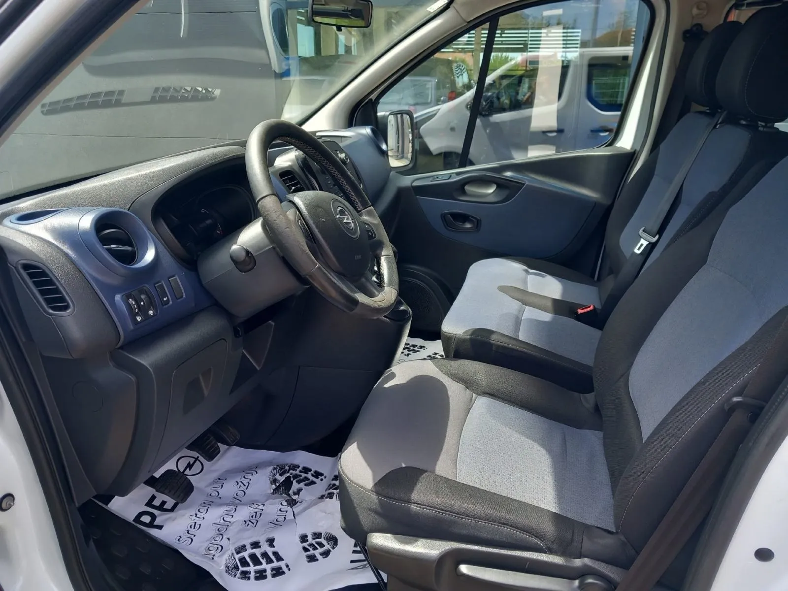 opel vivaro l2h1 combi 1.6 die mt6 - slika 13