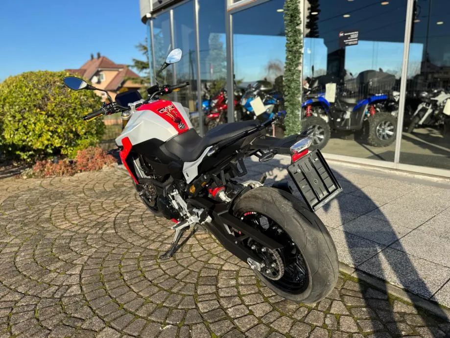 bmw f 900 r abs tcs esa rdc, s garancijom, 2021 god. - slika 10