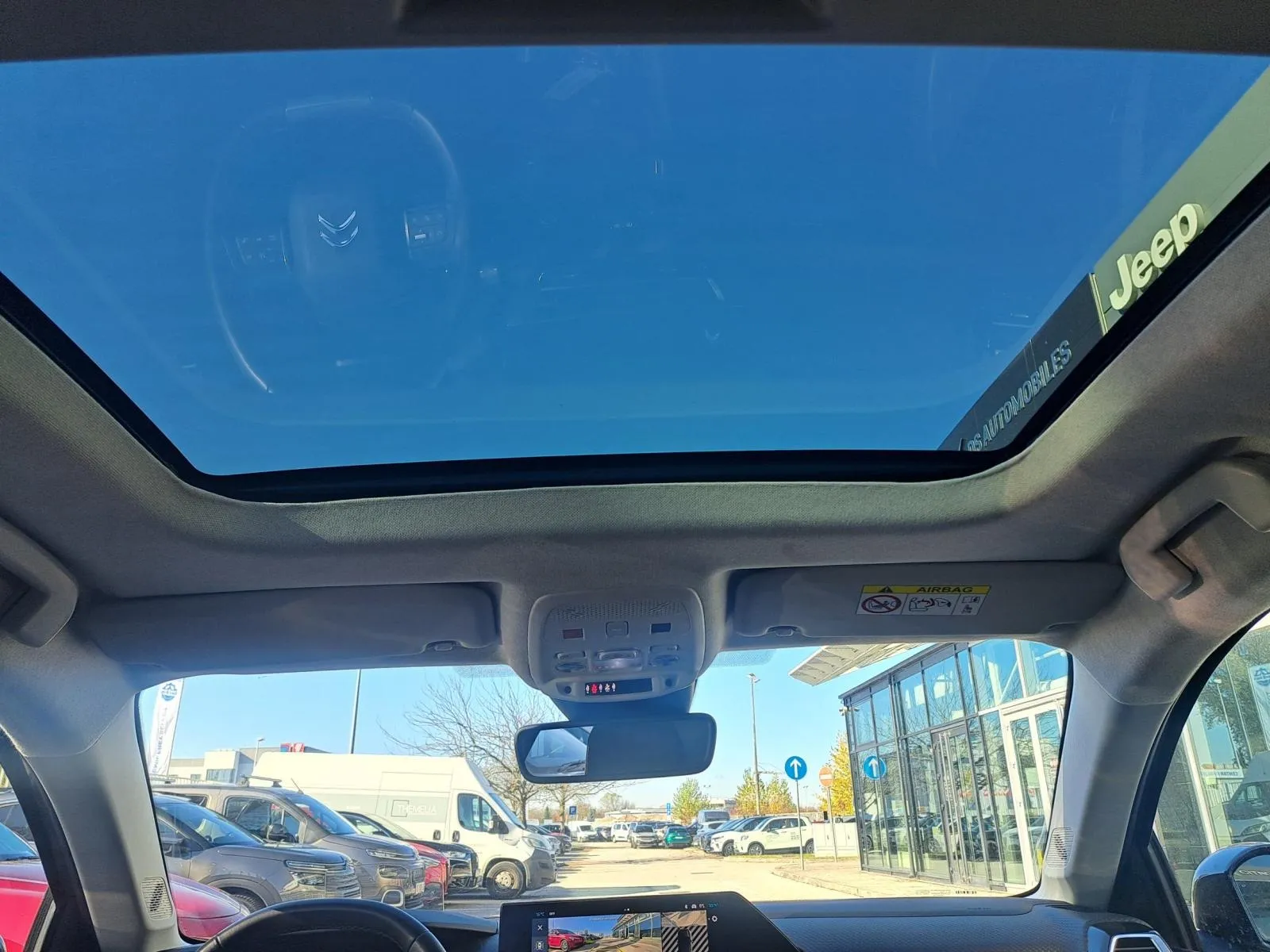 citroën c4 max 1,2 puretech eat8 - slika 12