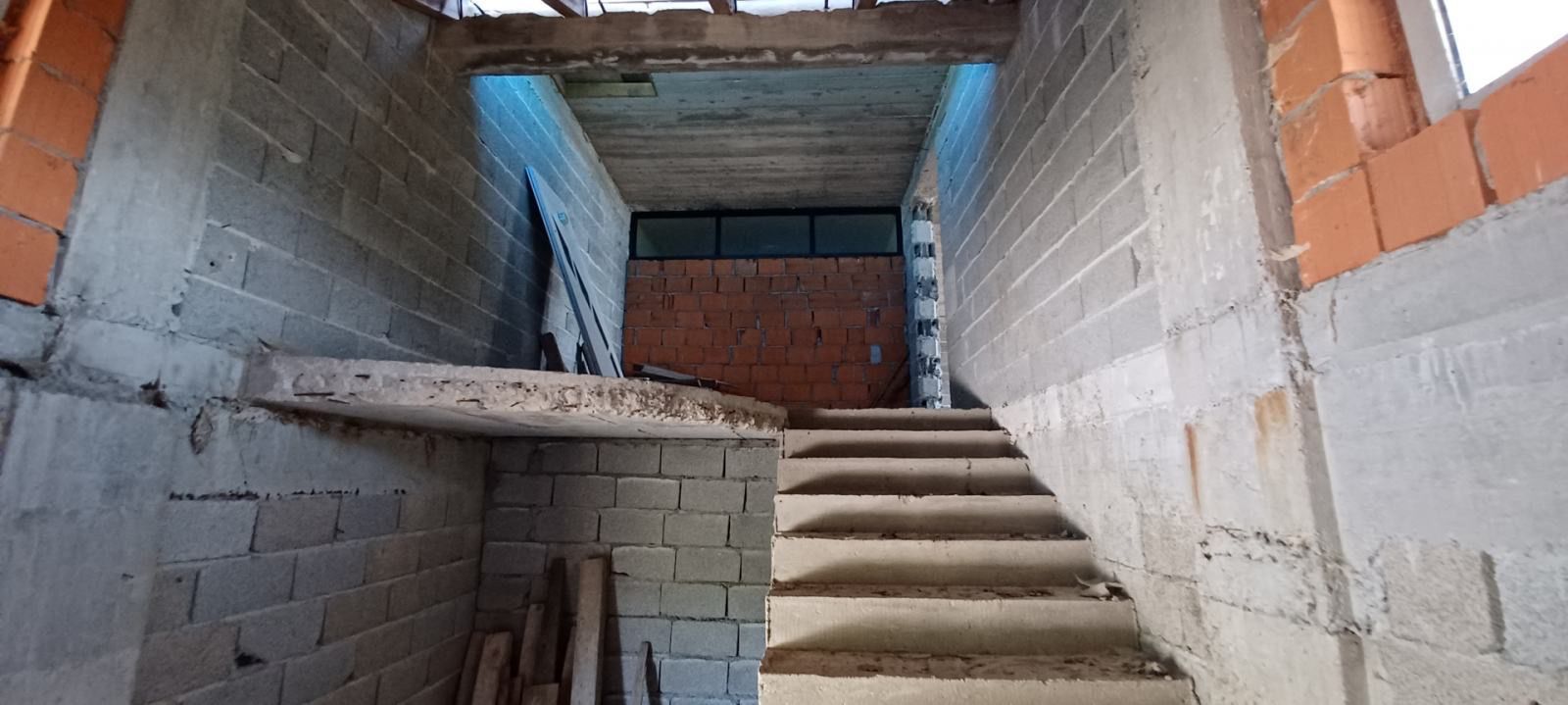 poslovno-stambena zgrada kamensko 768 m2 - slika 15