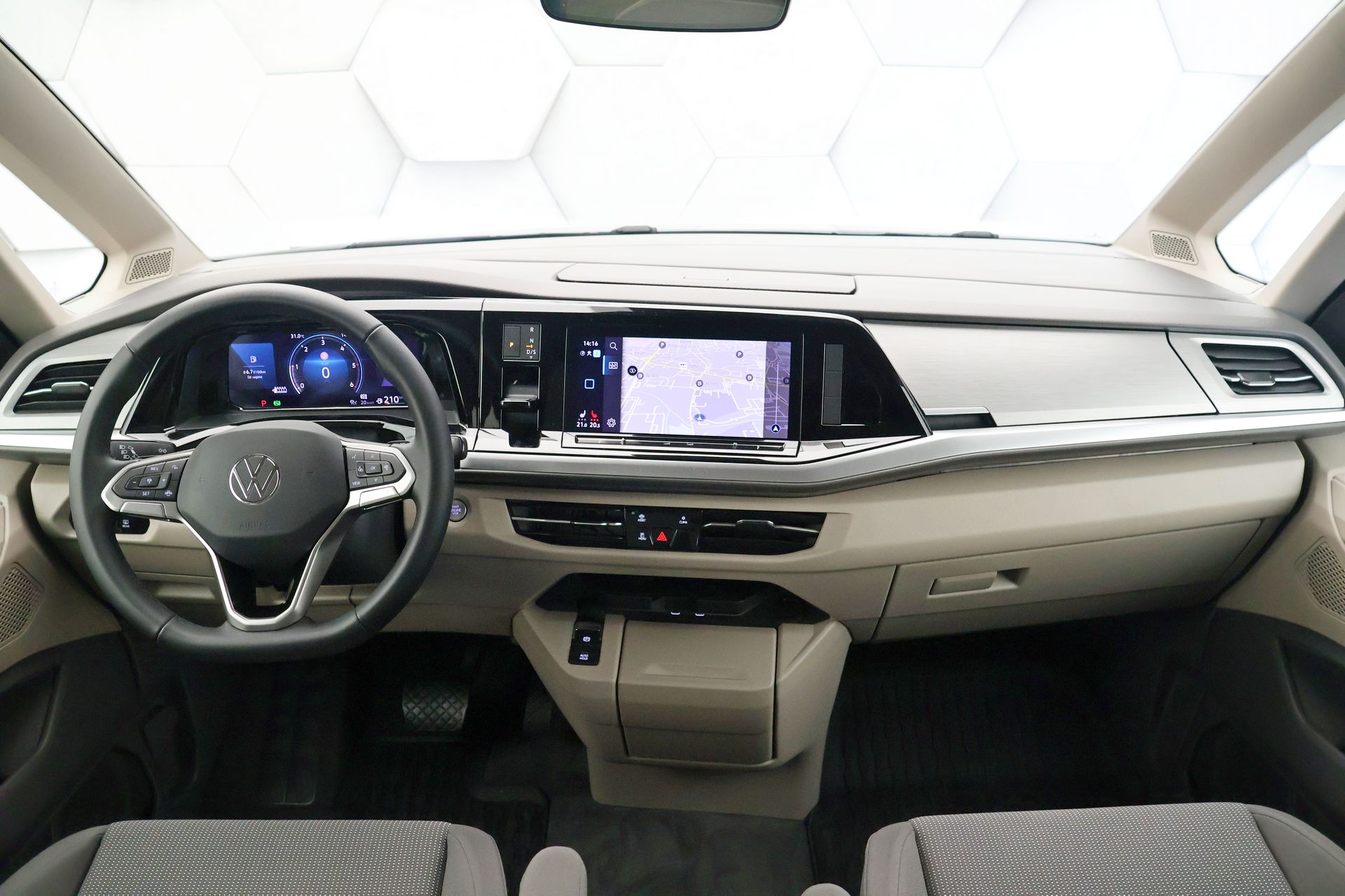 vw t7 multivan l2 2.0 tdi dsg edition cockpit kamera n1-teretno - slika 7