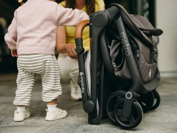 ergobaby zimska vreća za metro 3 kompaktna gradska kolica - slika 3