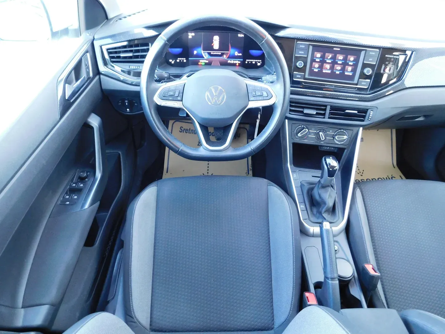 10816 volkswagen polo 1.0 tsi dsg life - slika 10