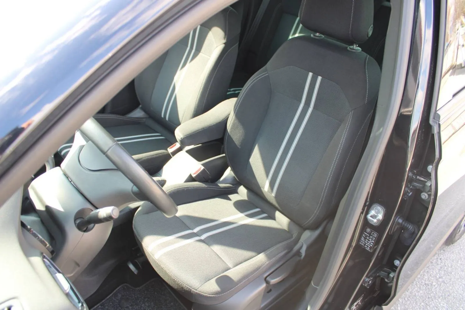 opel crossland 1.2 turbo automatik *led, navigacija* - slika 18