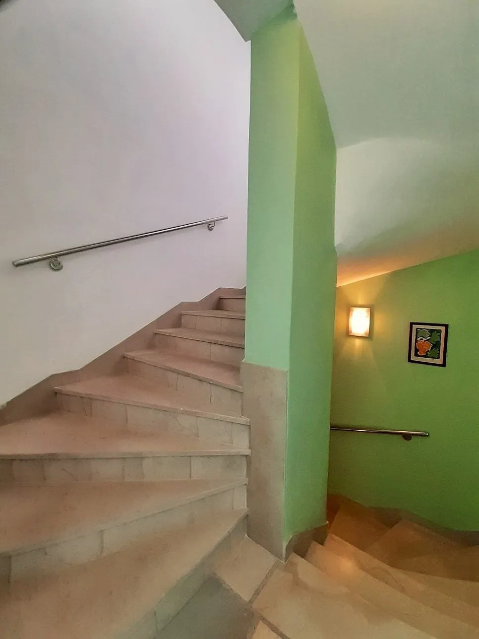 vodice- 140 m od mora i plaže, prodaja kuće 300m2 sa pogledom na more! - slika 12