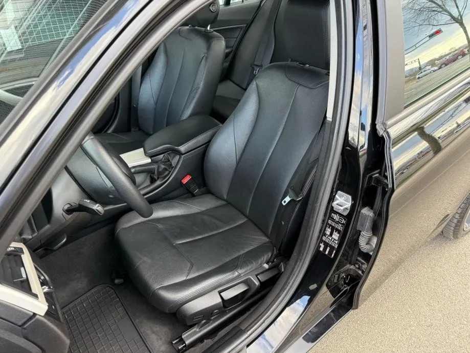 bmw 318d automatik °navigacija°koža°keyless°grijanje sj.°reg:11/2026° - slika 16
