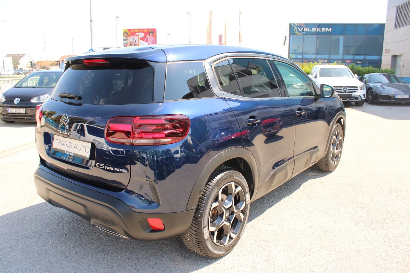 citroën c5 aircross 1.2 130 s&s automatik feel pack *led, kamera* - slika 5