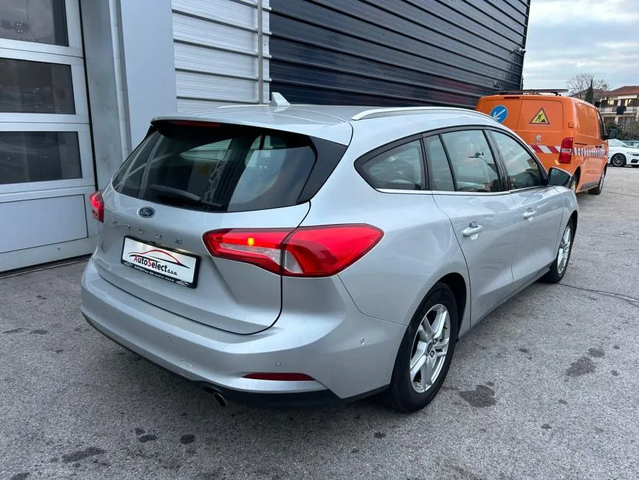 ford focus 1.5 tdci - 118000km - led - navi - garancija - reg 1 god !! - slika 5