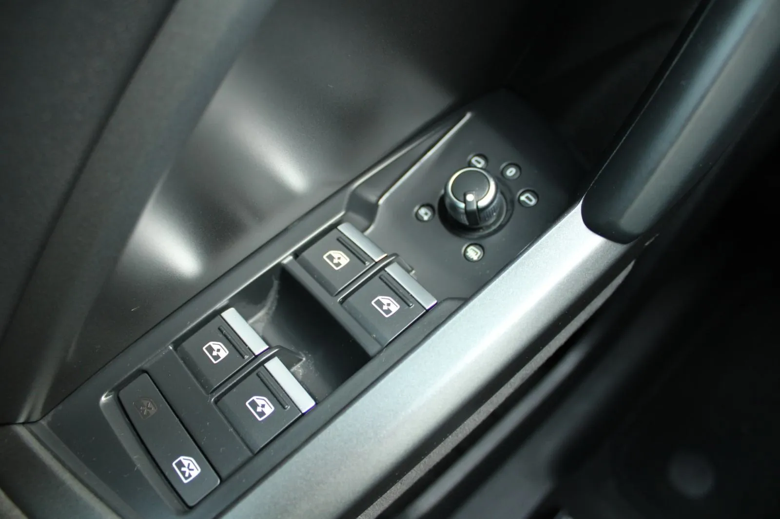 audi rs q3 sportback quattro 2.5 tfsi s-tronic - slika 25