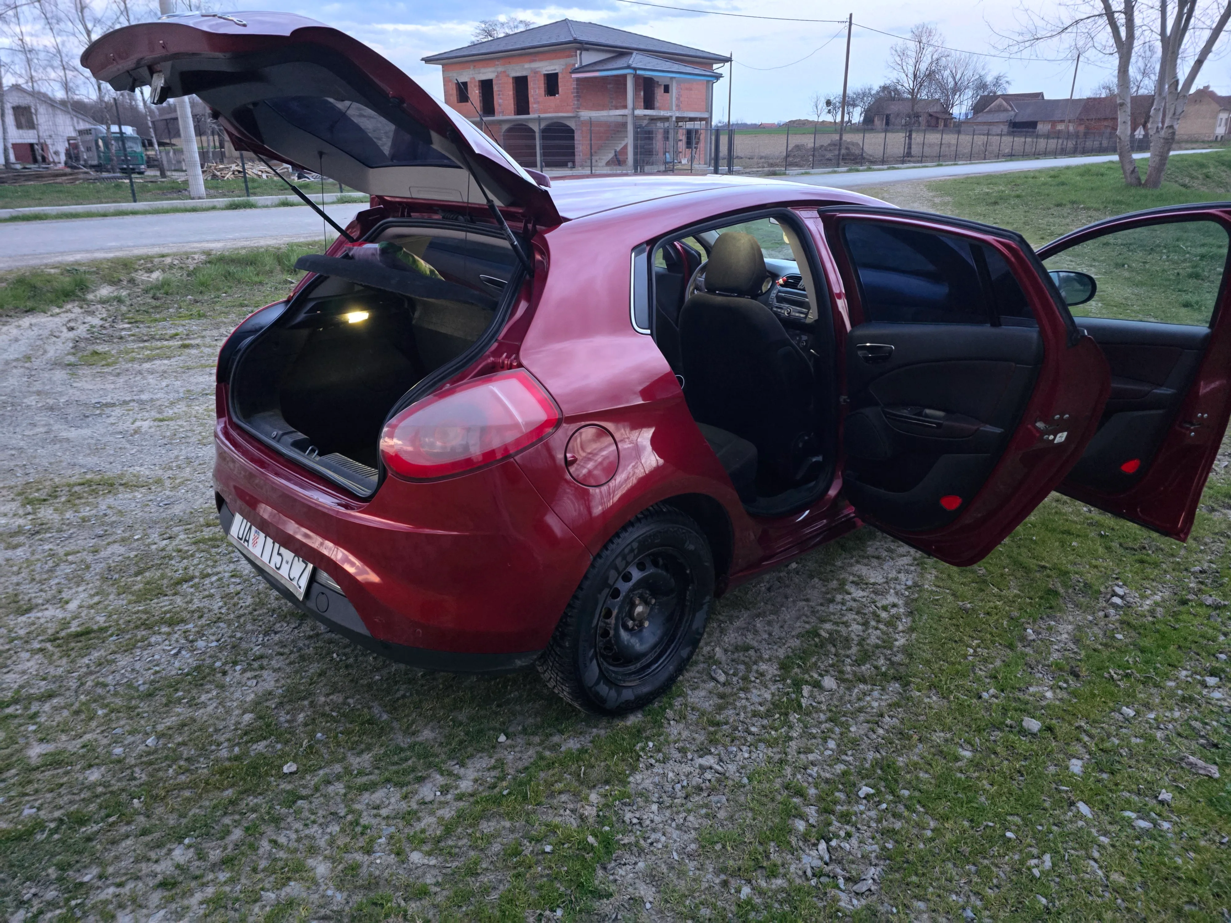 fiat bravo 1.9 jtd - slika 10