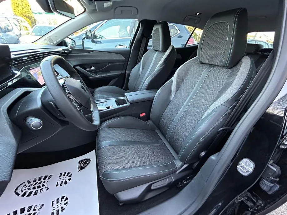 peugeot 408 hybrid 145 e-dcs6 - 2025. - 15.000 km - reg. 1 god! - slika 10