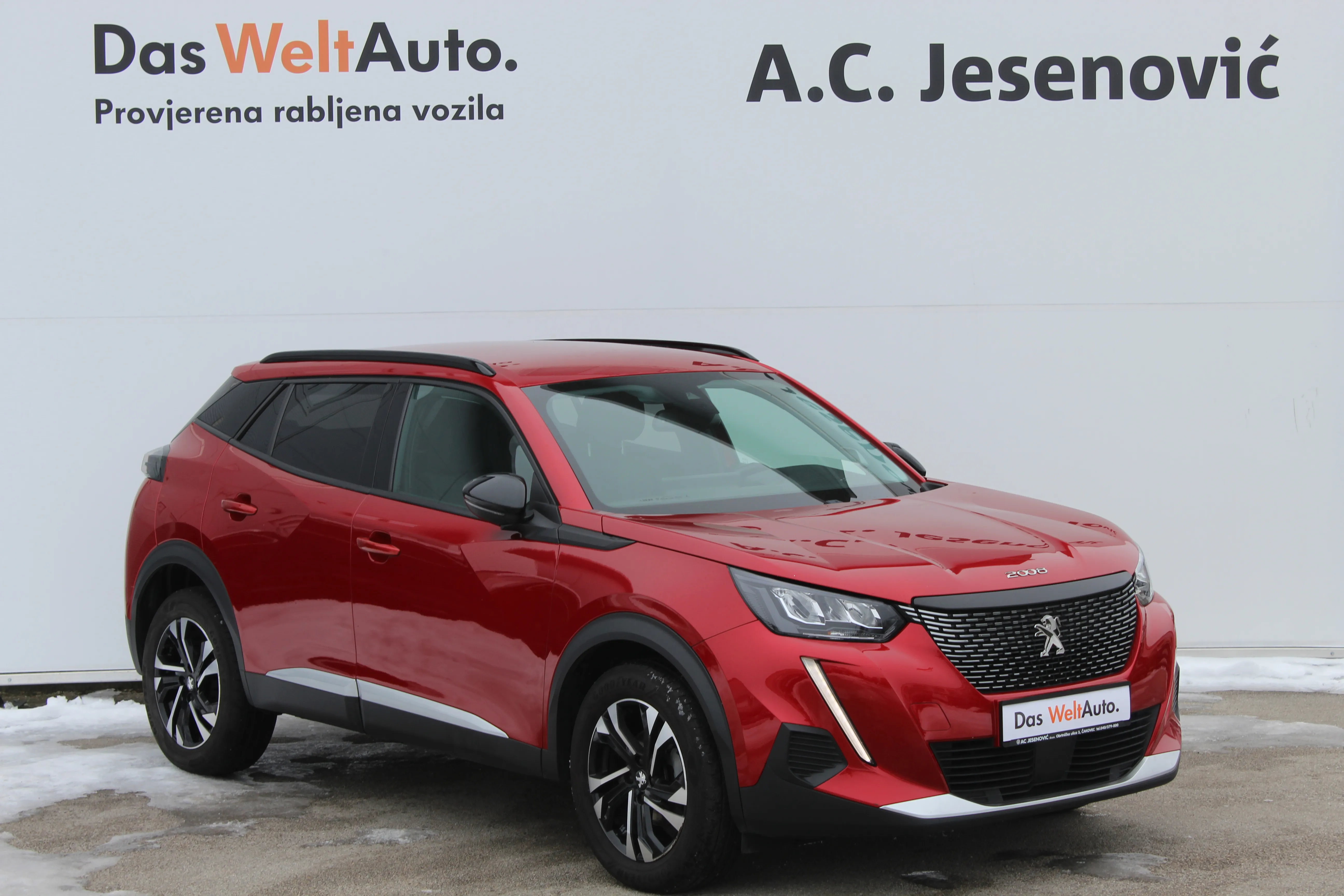 13059 peugeot 2008 1,2 puretech 100 s&s allure - slika 3