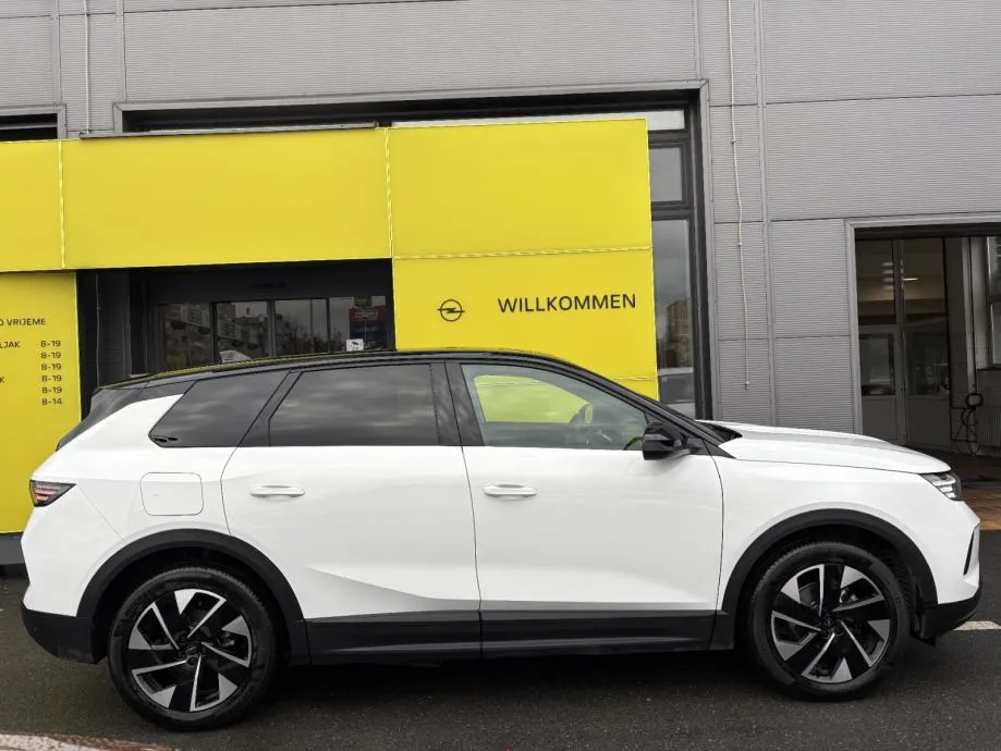 opel grandland gs f 1,2 xht mhev at - slika 5