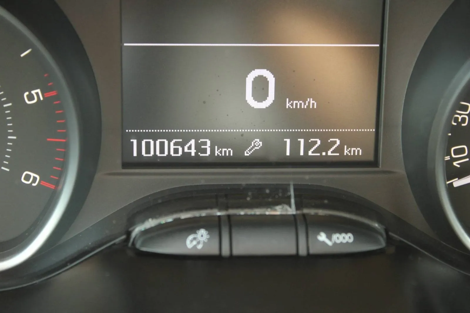 peugeot 208 1.5 hdi allure *navigacija* - slika 11