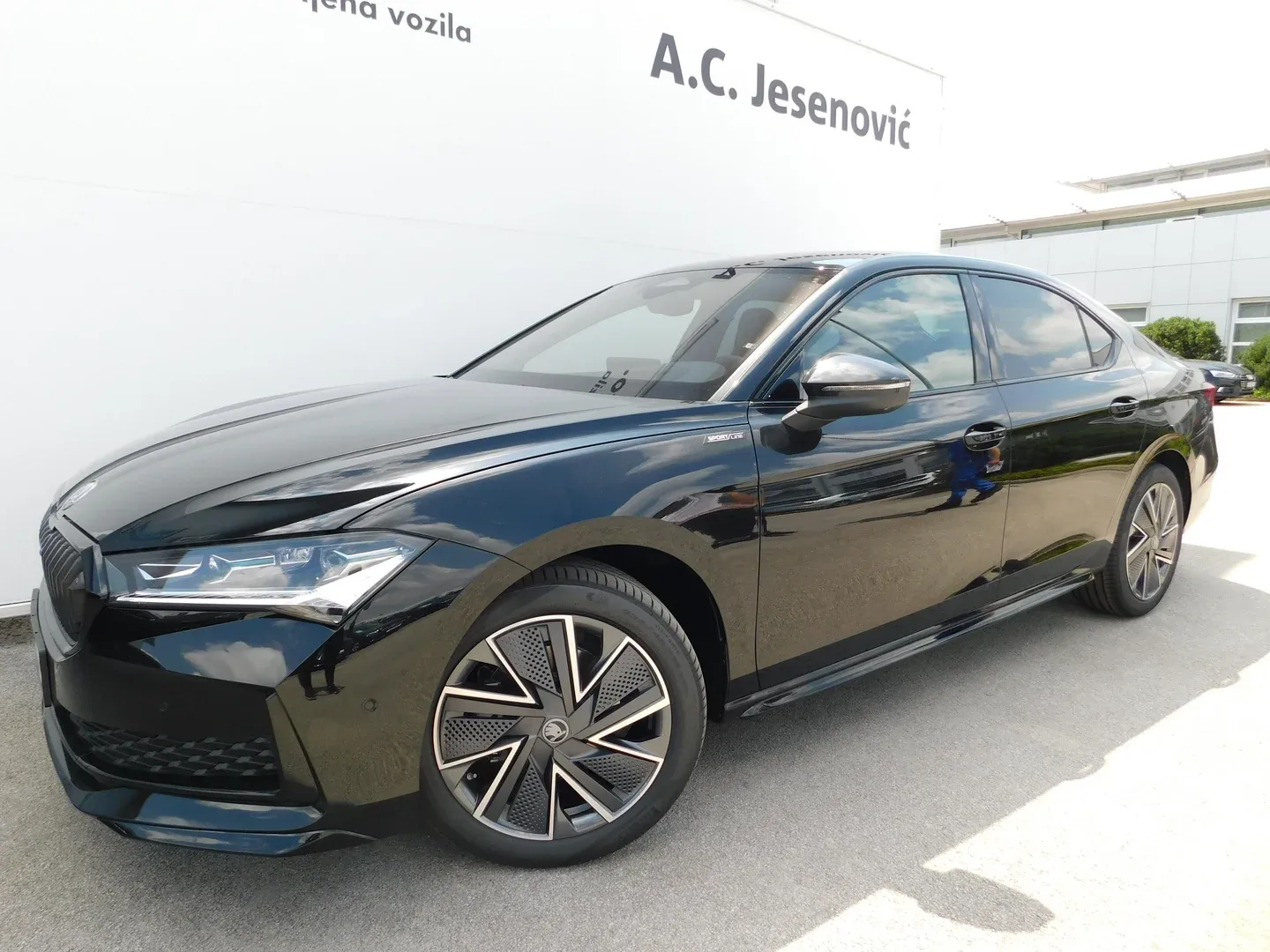 12782 škoda superb sportline 2.0 tdi dsg - slika 7