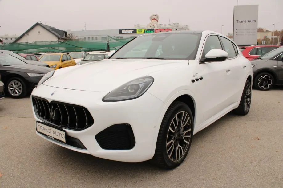 Maserati Grecale GT Q4 AUTOMATIK *PANORAMA, LED, KAMERA* - Zagreb