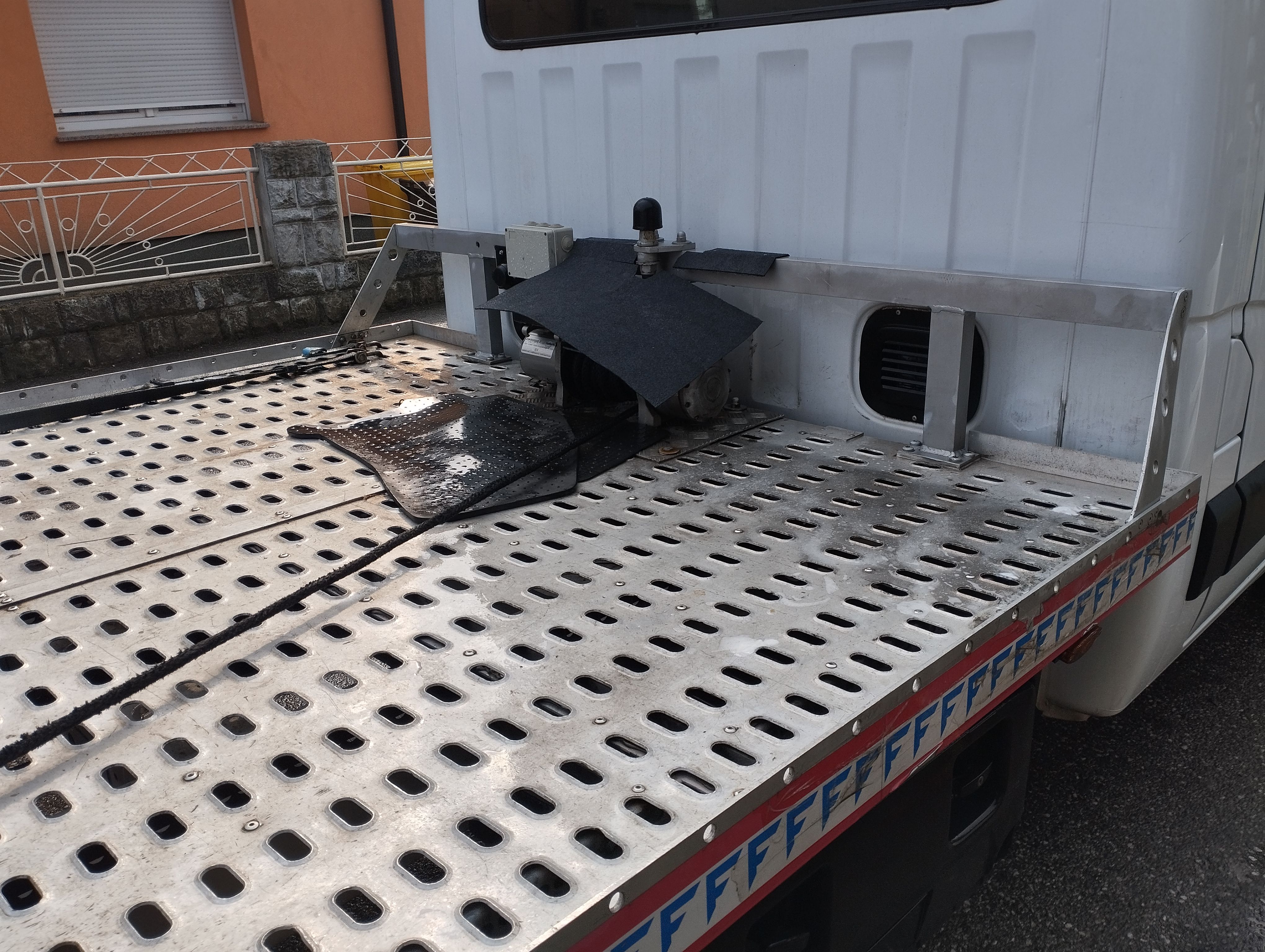 renault master 2,3, 163 ks, vučna služba alu navoz, 2016 god. - slika 6